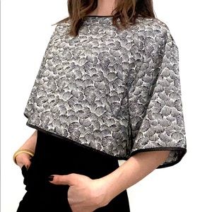 Black and white abstract print crop top